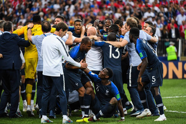 则意味着球 则意味着球