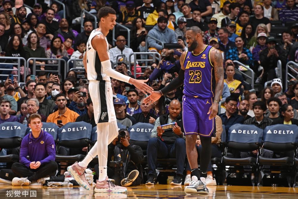 断进行自我 断进行自我